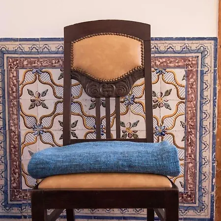 Charming Flat - Historical Center דירה ליסבון