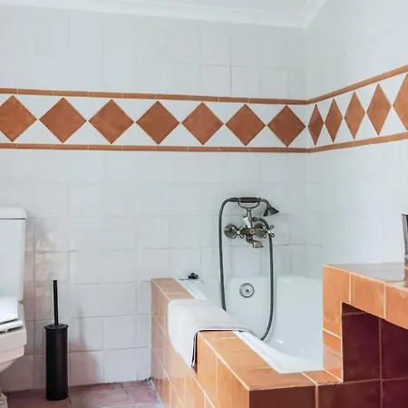 Charming Flat - Historical Center * ליסבון